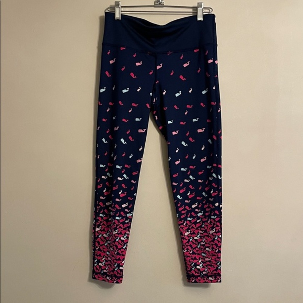 Vineyard Vines performance Navy Leggings with Pink and White Whale Pattern
